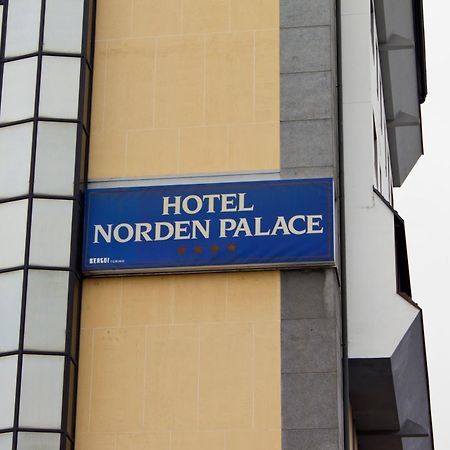 ホテル ノルデン·パレス アオスタ エクステリア 写真